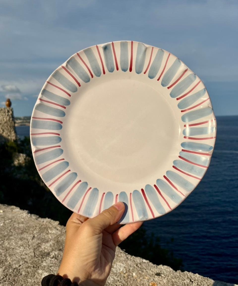 elio dinner plate